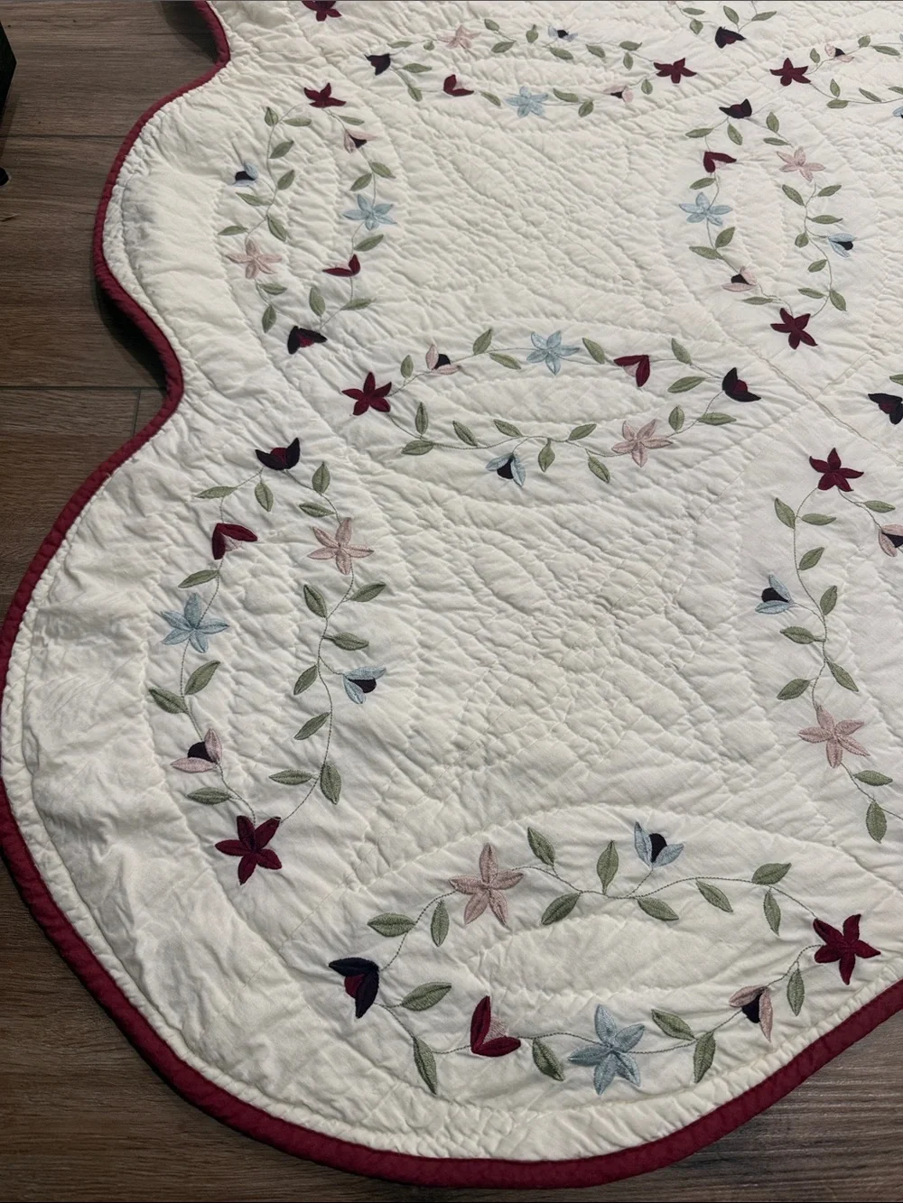 Handcrafted Quality White Quilted Bedspread with Multicolor Floral Appliqué